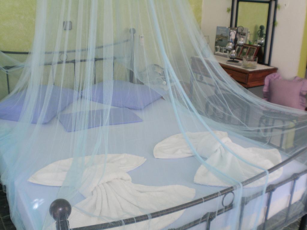Maria Charalampaki Studios Skyros Bilik gambar