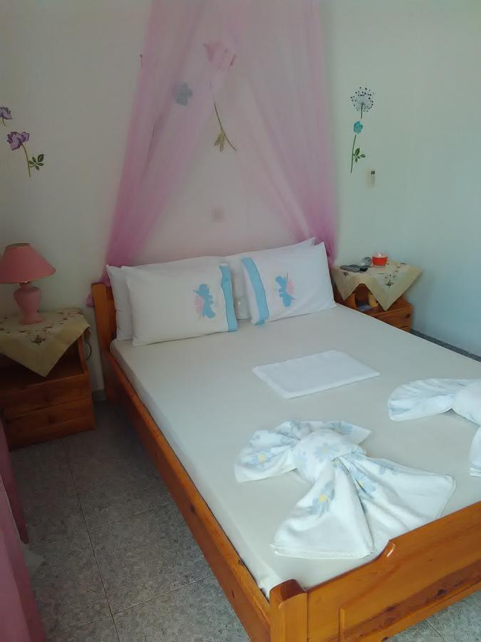 Maria Charalampaki Studios Skyros Luaran gambar